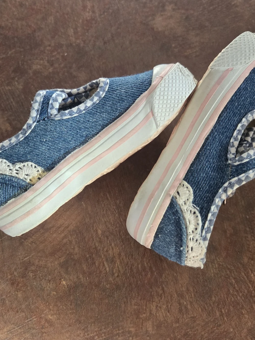 Crayola Vintage Denim Gingham T-Strap Mary Jane Toddler Shoes - Size 3C EUC